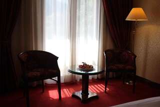 Фото Отель Бутик Отель Каса Бояна София Стандартный двухместный номер с 2 отдельными кроватями 4 Отель Бутик Отель Каса Бояна София Стандартный двухместный номер с 2 отдельными кроватями-4