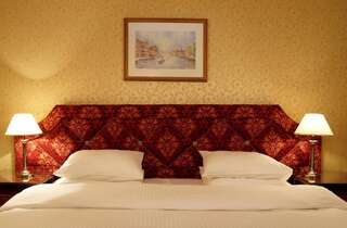 Фото Отель Бутик Отель Каса Бояна София Двухместный номер Делюкс с 1 кроватью 9 Отель Бутик Отель Каса Бояна София Двухместный номер Делюкс с 1 кроватью-9